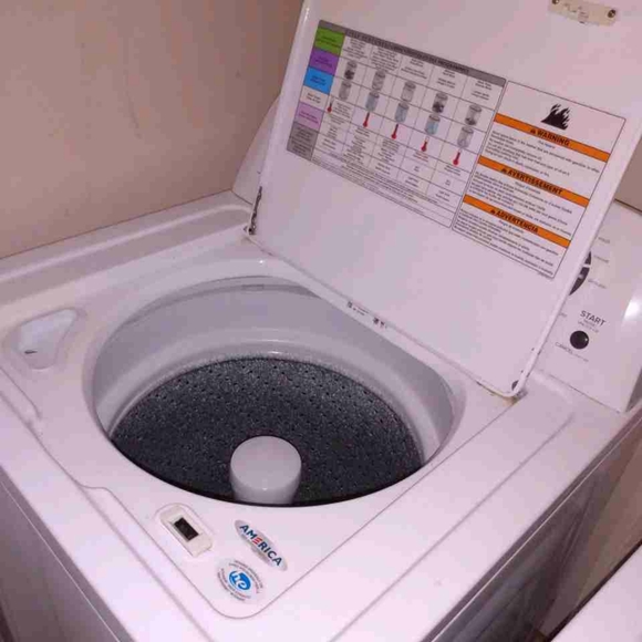 Amana washer and dryer set - Picture 5 of 7